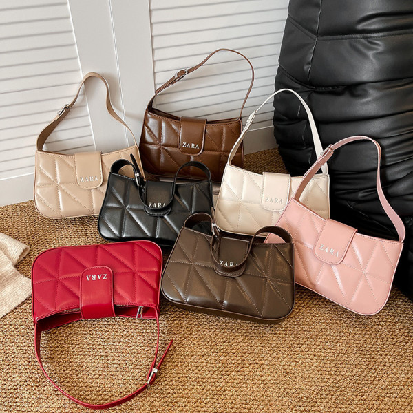 One-shoulder underarm bag