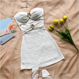 Hollow-out metal decorative camisole and hip-hugging skirt