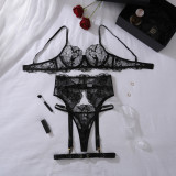 Underwear set with steel ring gathering and embroidery lace