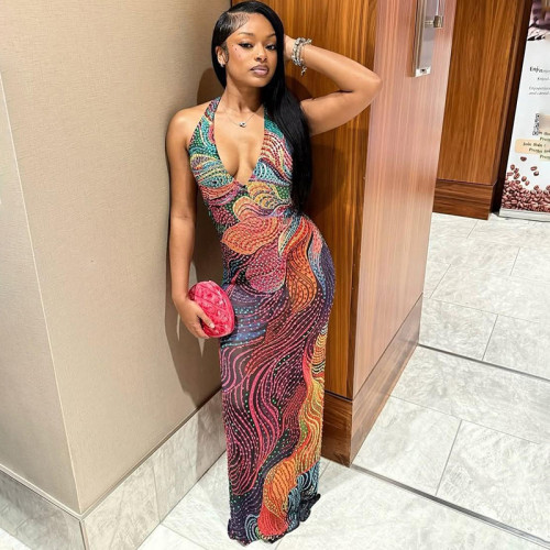 V-neck sleeveless halter backless dress