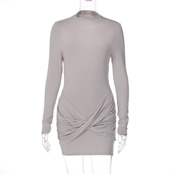 Long sleeved round neck short skirt pleated backless dress
