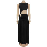 Sleeveless open cut dress with exposed navel