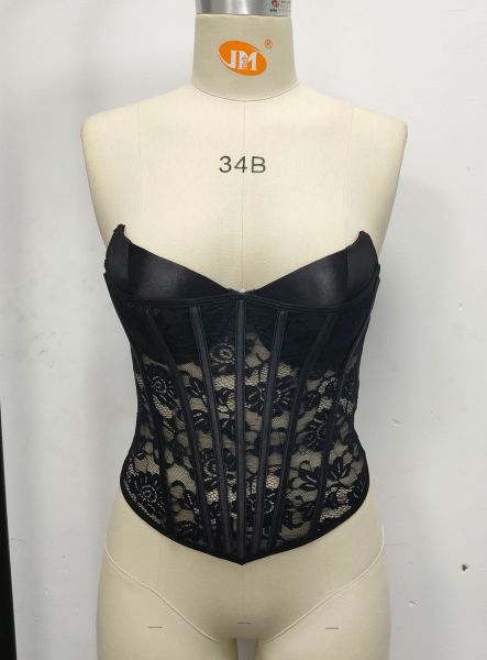 Lace patchwork strapless top