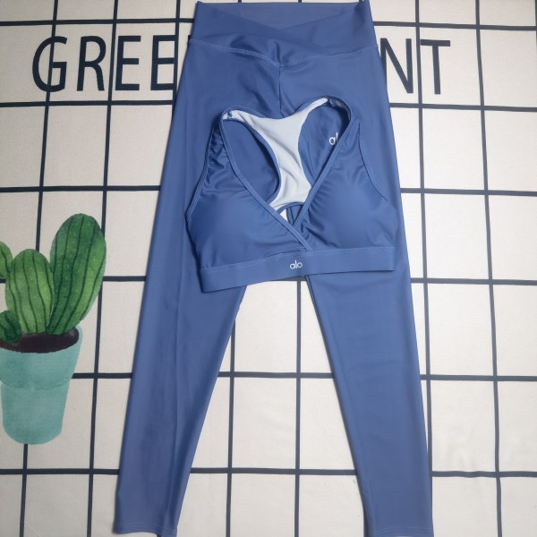 Top and Pants 2-Piece Set Yoga Wear Set