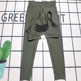 Tank top and pants sports suit