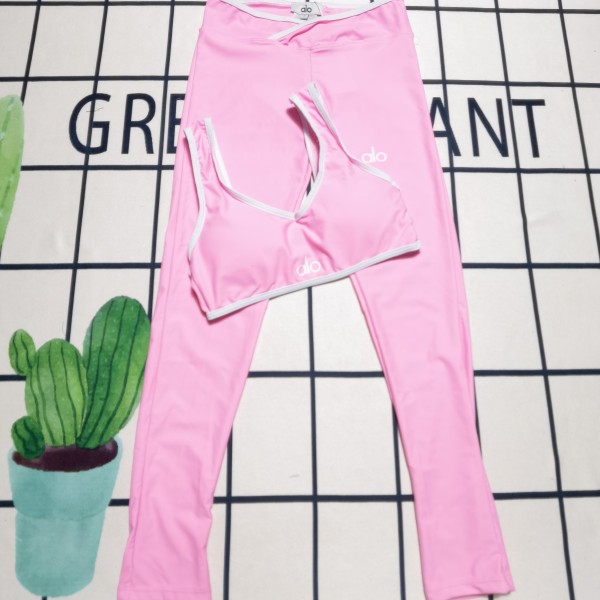 Tank top and pants sports suit