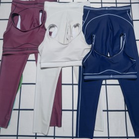 Tank top and pants sports suit