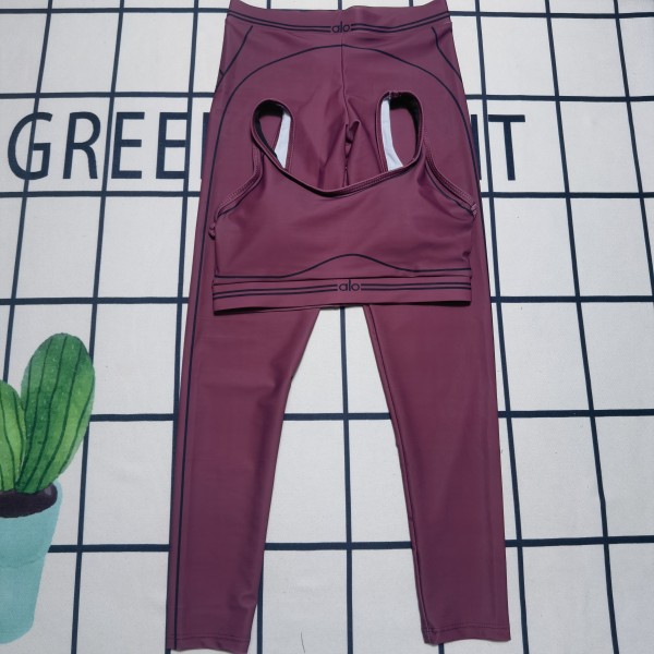 Tank top and pants sports suit