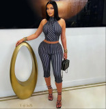Black and white striped sleeveless lapel vest top, 7-inch pants two-piece set