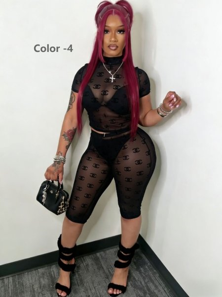 Two piece set of plush mesh yarn