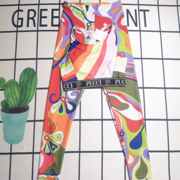 Tank top and pants sports suit