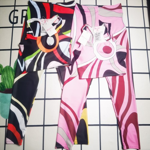 Tank top and pants sports suit
