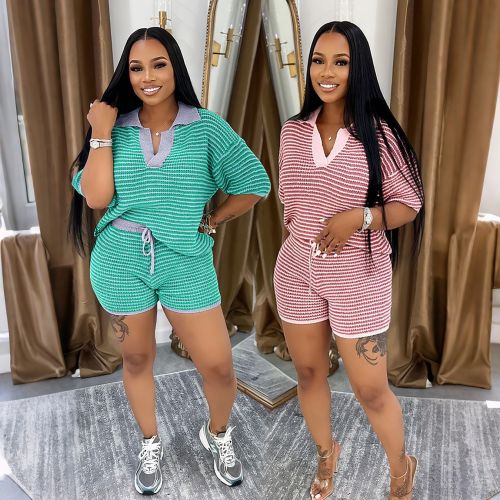 Mid sleeve V-neck striped knit top high waisted shorts set