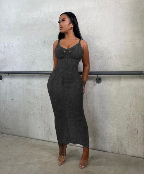 Solid color knitted hollow suspender beach skirt