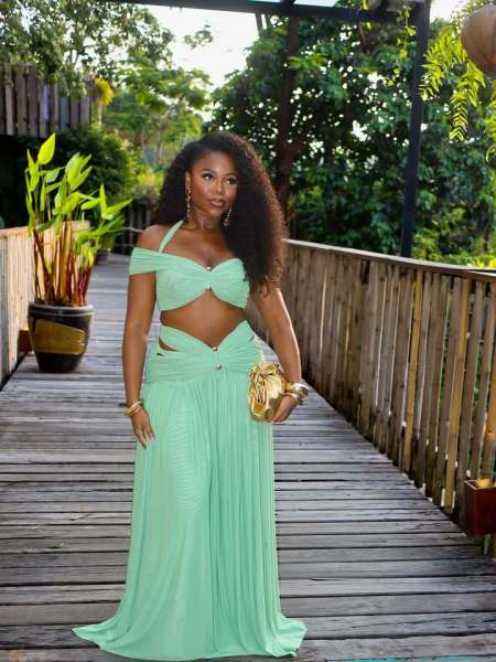 Hanging neck and strapless short top and skirt two-piece set