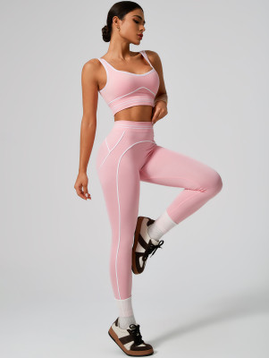 Seamless bra and leggings yoga set
