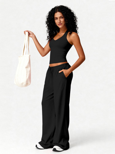 Quick drying beautiful back suspender sports suit