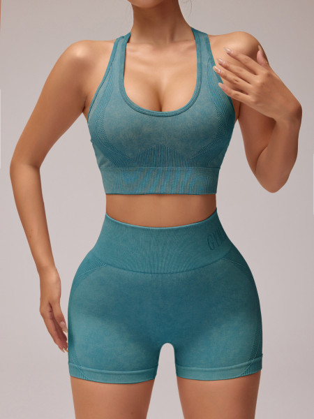 Seamless sports kit