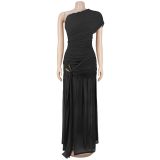 Sleeveless diagonal collar slit dress