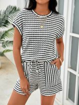 Striped short sleeved T-shirt shorts set Striped short sleeved T-shirt shorts set