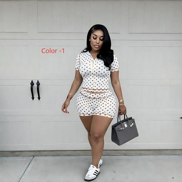 Polka dot zipper hooded print contrasting color tight fitting hip lifting short sleeved shorts two-piece set D10125