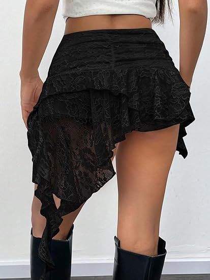 Lace mini skirt with low waist and pleated ruffle edge skirt