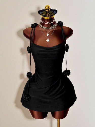 Backless dress and short skirt