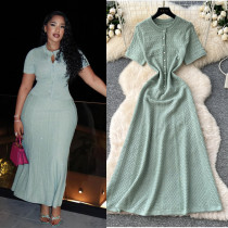 Nail bead round neck waist cinching knitted long skirt