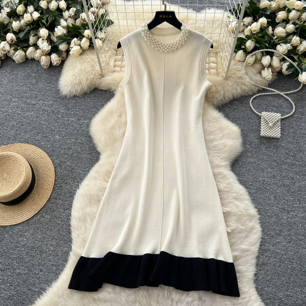 Nail bead round neck sleeveless knitted dress