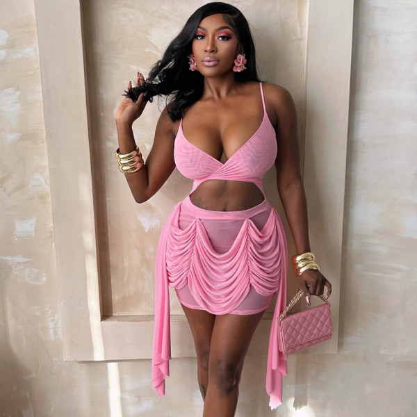 Solid color pleated see through crop top suspender dress with wrapped buttocks