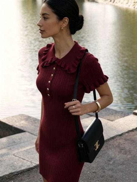 Ruffle button knit dress