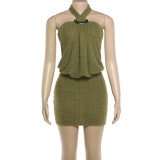 Sleeveless neck and hip hugging dress