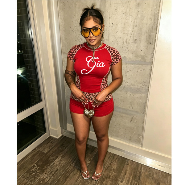 Printed leopard print patchwork short sleeved sports shorts two-piece set