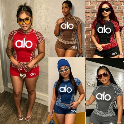 Printed leopard print patchwork short sleeved sports shorts two-piece set