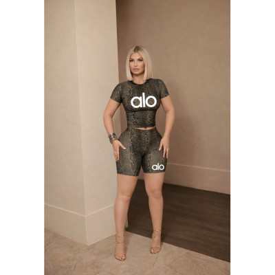 Printed snake patterned short sleeved shorts set