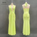 Hanging neck deep V-waist long skirt with exposed back and floating ribbon fish tail dress