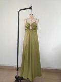 U-shaped long skirt with suspender
