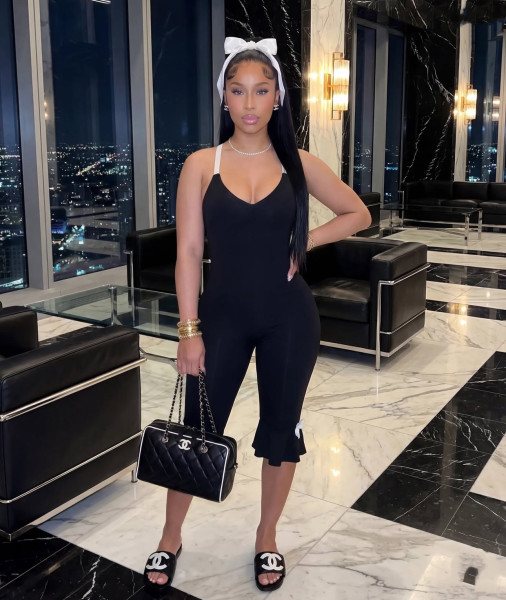 Hanging neck scarf suspender jumpsuit