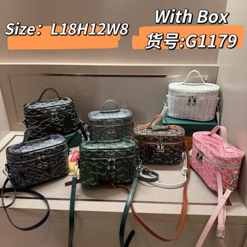 Large capacity storage bag S1000665296119