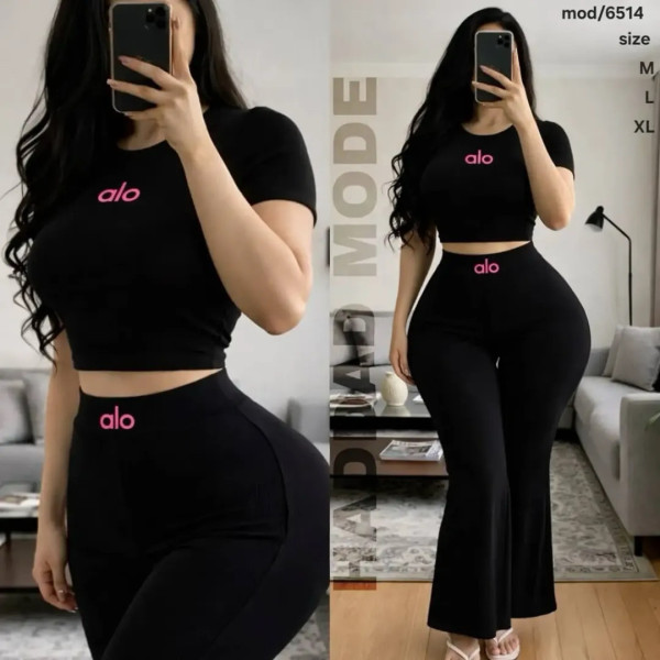 High elasticity, wide legs, high waist, slightly flared embroidery, tight fitting two-piece set