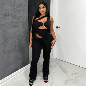Fake two slanted shoulder hollow waist one-piece pants with exposed waist