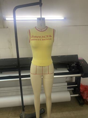 Letterless Sleeveless Short Vest YZ1184