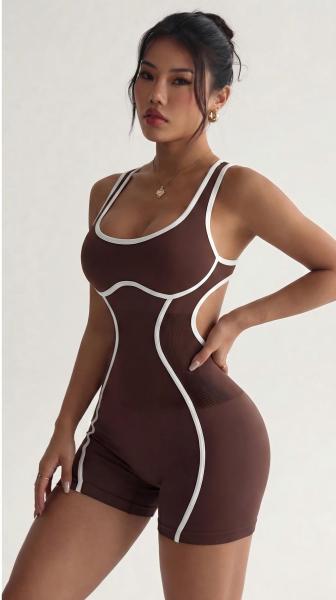 Color blocking and edging one-piece shorts yoga suit