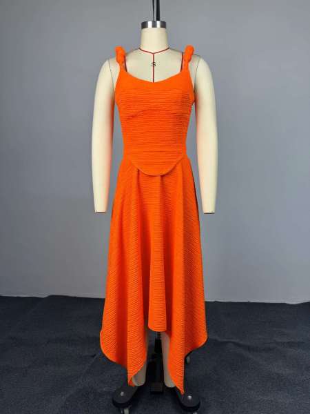 Two piece set of camisole, high waisted skirt