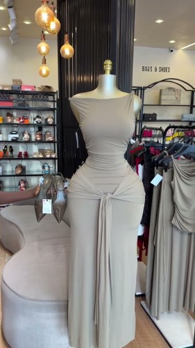 Sleeveless top with tied skirt set