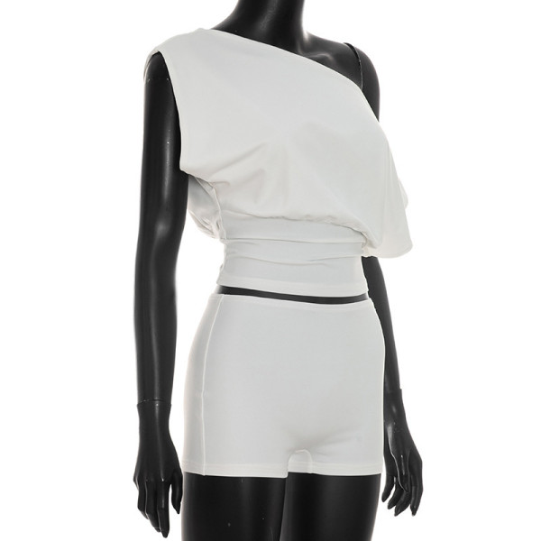 Off shoulder short sleeved shorts set