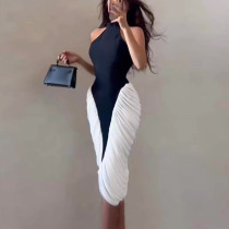 Splicing hip hugging neck hanging sleeveless long dress
