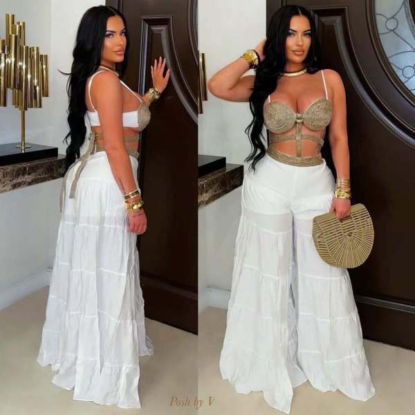 Multi layered cake with wide legs, pleated loose pants