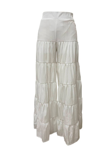 Multi layered cake with wide legs, pleated loose pants