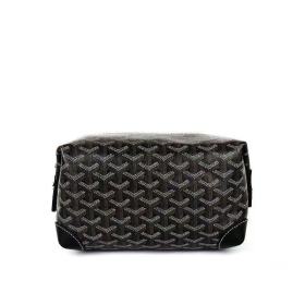 Convenient storage makeup bag